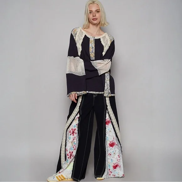 POL Round Neck Long Sleeve Double Gauze Top - Picture 7 of 7